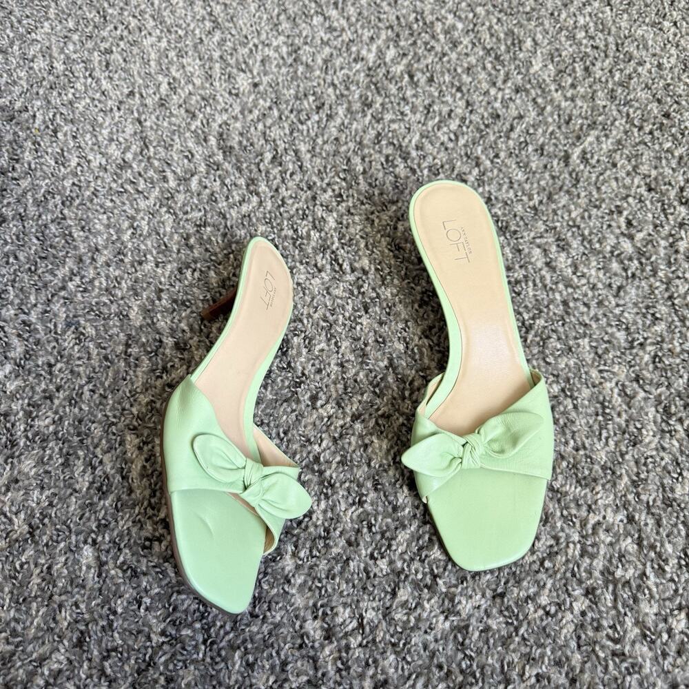 Ann Taylor Loft Green Leather Kitten Heels 8.5 M Bow Summer Spring Y2K 90s